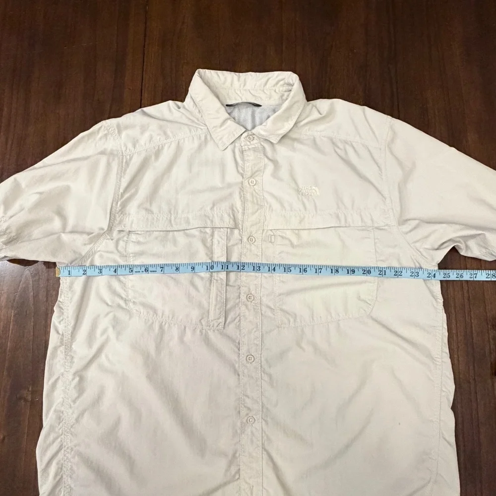 The North Face Men's Sequoia Shirt Tan Outdoors, vented, Hiking, Fishing Size XL